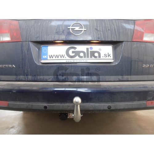 O049A GALIA Полностью оцинкованный фаркоп на Opel Vectra C универсал 2002-2008. Тип шара: A. Установка без снятия и выреза бампера. Нагрузки: 1700/85 кг, масса фаркопа 20,42 кг