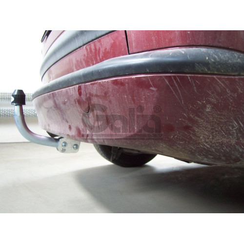 O056A GALIA Полностью оцинкованный фаркоп на Opel Zafira A 1999-2005. Тип шара: A. Без выреза бампера. Нагрузки: 1500/80 кг, масса фаркопа 14,75 кг