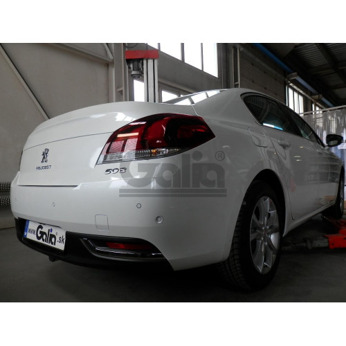 P043C GALIA Полностью оцинкованный фаркоп на Peugeot 508 седан, кроме GT 2011-2019. Подрозетник убирается за бампер. Тип шара: C (горизонтальный съемный). Невидимый вырез бампера. Нагрузки: 1900/75 кг, масса фаркопа 23,57 кг