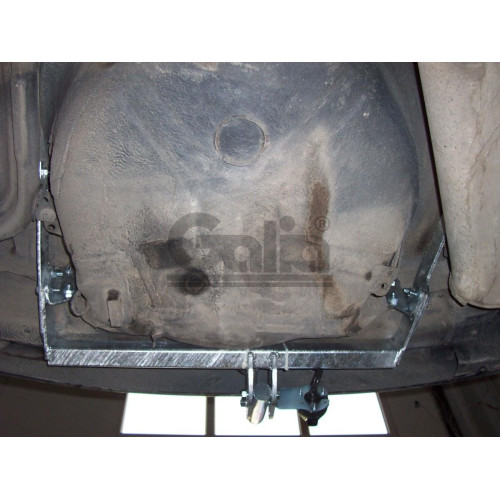 R016A GALIA Полностью оцинкованный фаркоп на Renault Scenic I 1996-2003. Тип шара: A. Установка без снятия и выреза бампера. Нагрузки: 1350/75 кг, масса фаркопа 12,52 кг