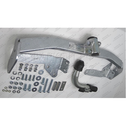 R070C GALIA Полностью оцинкованный фаркоп на Renault Laguna II лифтбек 2001-2008. Тип шара: C (горизонтальный съемный). Установка без снятия и выреза бампера. Нагрузки: 1500/75 кг, масса фаркопа 15,97 кг