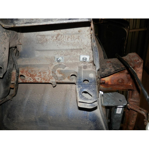 S057C GALIA Полностью оцинкованный фаркоп на Suzuki Liana хетчбек 2WD/4WD 2001-2007. Тип шара: C (горизонтальный съемный). Без выреза бампера. Нагрузки: 1300/75 кг, масса фаркопа 17,36 кг