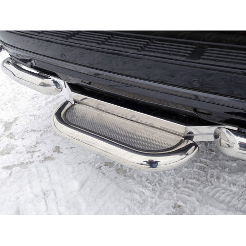 TCU00045 ТСС Фаркоп на Toyota Land Cruiser 200 Executive/Executive Lounge 2016-2021 с накладкой с надписью Executive без подрезки бампера. Тип шара: E (шаровый узел под американский квадрат). Нагрузки: 1500/100 кг