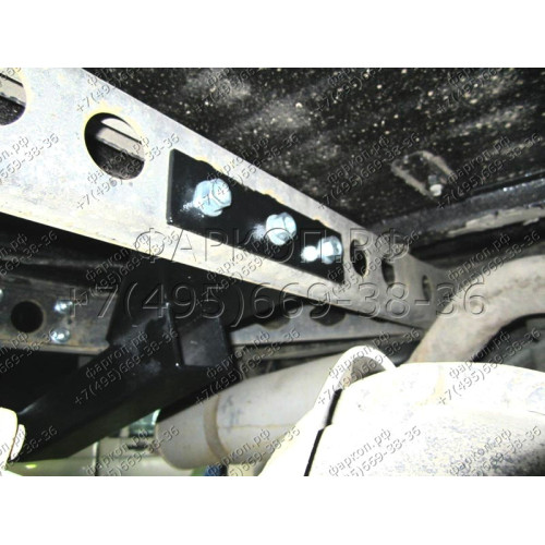 FA 0644-E Бизон Фаркоп на UAZ Hunter 2001- без подрезки бампера. Тип шара: E (легкосъемный шар под квадрат). Нагрузки: 3000/120 кг. Не комплектуется электрикой