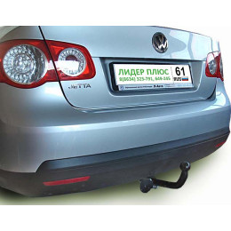 V105-A Лидер-плюс ТСУ для Volkswagen Jetta седан 2005-2010 без выреза бампера. Нагрузки: 1200/75 кг, масса фаркопа 16,06 кг, требуется 2 сверления (без электрики в 