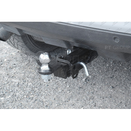 LRF-06-991122.00 PT GROUP Фаркоп на Land Rover Freelander 2006-2014 без подрезки бампера. Тип шара: E (легкосъемный шар под квадрат). Нагрузки: 2100/130 кг, масса фаркопа 15 кг (без электрики в комплекте)