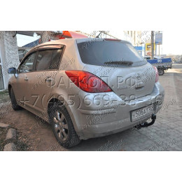 4362-A ORIS Фаркоп на Nissan Tiida хетчбек/седан 2007-2014. Необходима подрезка бампера. Тип шара: A. Нагрузки: 1100/50 кг, масса фаркопа 17,5 кг (без электрики в к