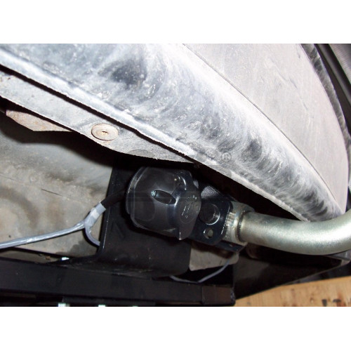 F009C GALIA Полностью оцинкованный фаркоп на FIAT Marea универсал 1995-2003. Тип шара: C (горизонтальный съемный). Без выреза бампера. Нагрузки: 1400/70 кг, масса фаркопа 24,6 кг