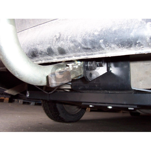 F009C GALIA Полностью оцинкованный фаркоп на FIAT Marea универсал 1995-2003. Тип шара: C (горизонтальный съемный). Без выреза бампера. Нагрузки: 1400/70 кг, масса фаркопа 24,6 кг
