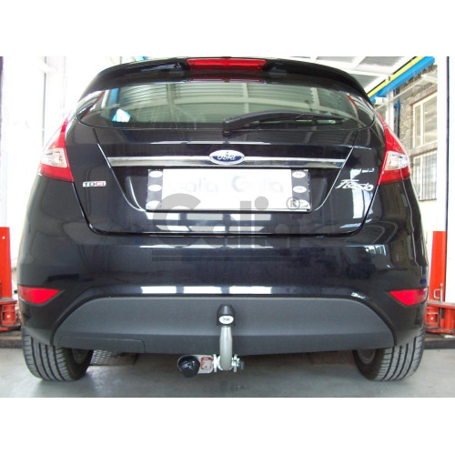 F110A GALIA Полностью оцинкованный фаркоп на Ford Fiesta хетчбек 2008-2019. Особенности: колесная база 2489 мм. Тип шара: A. Требуется подрезка бампера. Нагрузки: 1000/50 кг, масса фаркопа 14,01 кг