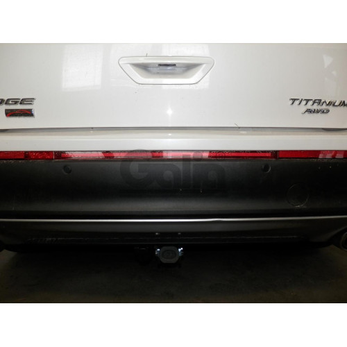 F136C GALIA Полностью оцинкованный фаркоп на Ford Edge 2015-2021. Тип шара: C (горизонтальный съемный). Установка без выреза бампера. Нагрузки: 2200/120 кг, масса фаркопа 18,97 кг