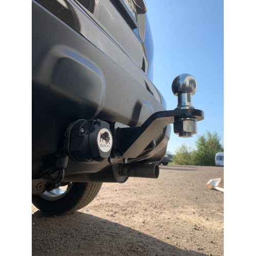 FA 0511-E Бизон Фаркоп на Honda CR-V 2006-2013. Требуется подрезка бампера. Тип шара: E (легкосъемный шар под квадрат). Нагрузки: 2500/120 кг. Не комплектуется электрикой