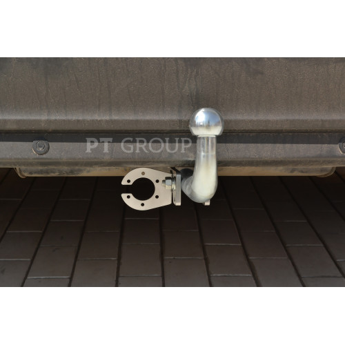 FFO-11-991528.00 PT GROUP Полностью оцинкованный фаркоп на Ford Focus 3 универсал 2011-2019 без выреза бампера. Тип шара: A. Нагрузки: 2000/75 кг, масса фаркопа 17 кг (без электрики в комплекте)