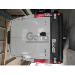 I021A GALIA Полностью оцинкованный фаркоп на Iveco Daily фургон/шасси 1999-2014, 2014-. Ступенька по всей ширине автомобиля. Монтируется к боковым стенкам р