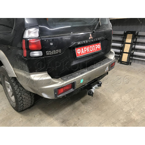 M107-F Лидер-плюс ТСУ для Mitsubishi Pajero Sport 1998-2008 без снятия и выреза бампера. Тип шара: F. Нагрузки: 2000/100 кг, масса фаркопа 16,2 кг (без электрики в комплекте)