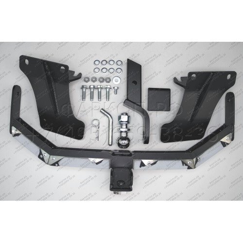 JGC-13-991124.00 PT GROUP Фаркоп с нержавеющей накладкой на Jeep Grand Cherokee IV WK2 2014-2021 без подрезки бампера. Тип шара: E (легкосъемный шар под квадрат). Нагрузки: 3500/150 кг, масса фаркопа 21,3 кг (без электрики в комплекте)