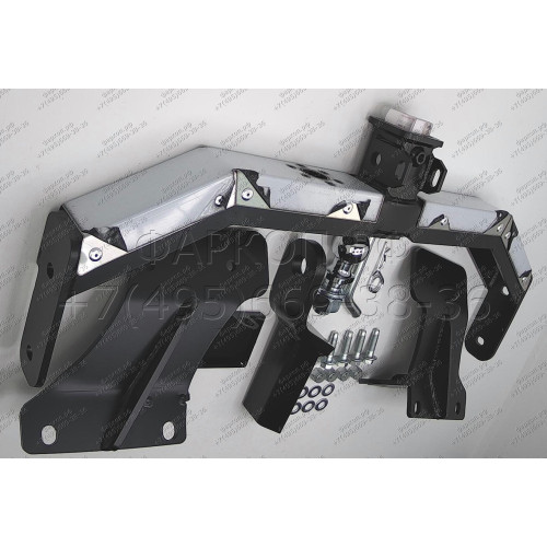 JGC-13-991124.00 PT GROUP Фаркоп с нержавеющей накладкой на Jeep Grand Cherokee IV WK2 2014-2021 без подрезки бампера. Тип шара: E (легкосъемный шар под квадрат). Нагрузки: 3500/150 кг, масса фаркопа 21,3 кг (без электрики в комплекте)
