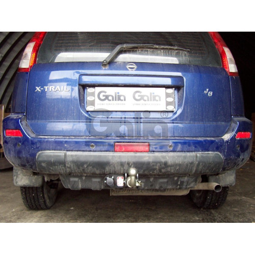 N040C GALIA Полностью оцинкованный фаркоп на Nissan X-Trail T30 2001-2007. Тип шара: C (горизонтальный съемный). Подрезка бампера. Нагрузки: 2100/100 кг, масса фаркопа 15,37 кг