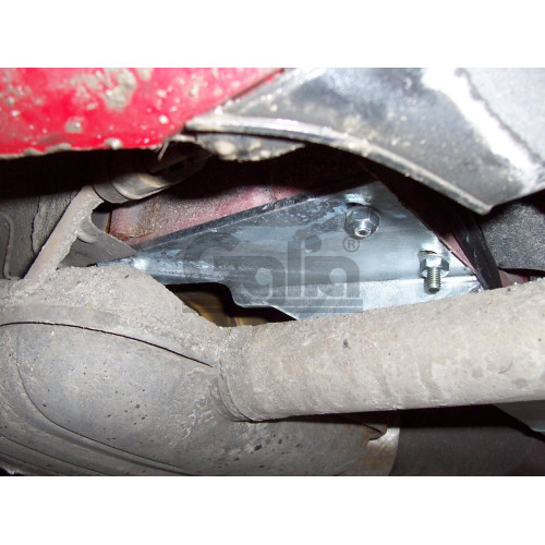 O029A GALIA Полностью оцинкованный фаркоп на Opel Vectra B седан/универсал/хетчбек 1995-2002. С 1999 большой вырез бампера. Тип шара: A. Установка без снятия и выреза бампера. Нагрузки: 1500/75 кг, масса фаркопа 15,82 кг