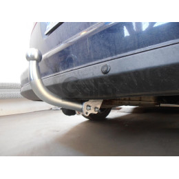 O049C GALIA Полностью оцинкованный фаркоп на Opel Vectra C универсал 2002-2008. Тип шара: C (горизонтальный съемный). Установка без снятия и выреза бампера. 