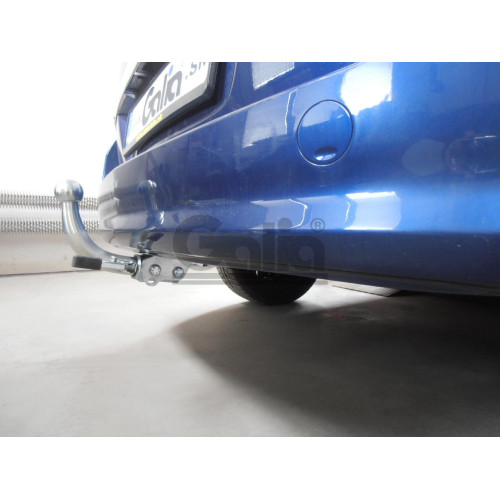 O050A GALIA Полностью оцинкованный фаркоп на Opel Astra H универсал 2004-2009. Подрозетник убирается за бампер. Тип шара: A. Без выреза бампера. Нагрузки: 1650/75 кг, масса фаркопа 16,52 кг
