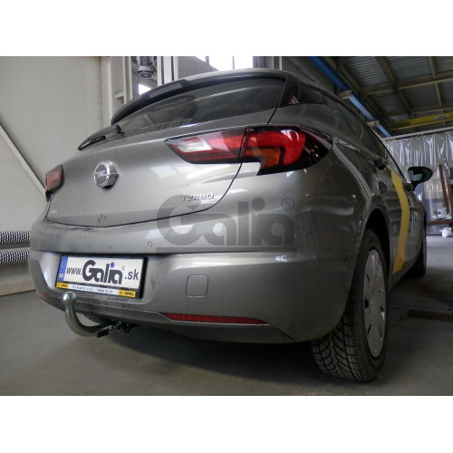 O067A GALIA Полностью оцинкованный фаркоп на Opel Astra K хетчбек 5 дверей 2015-2021. Подрозетник убирается за бампер. Тип шара: A. Без выреза бампера. Нагрузки: 1600/80 кг, масса фаркопа 16,92 кг