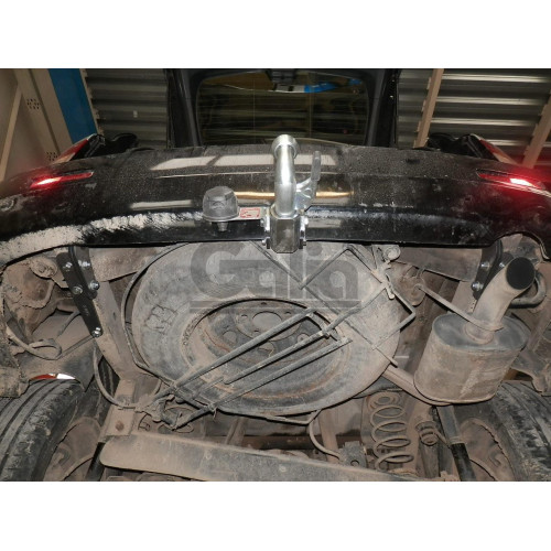 S109C GALIA Полностью оцинкованный фаркоп на Ssang Yong Rexton 2 2006-2012, Rexton W 2012-2017. Тип шара: C (горизонтальный съемный). Невидимый вырез бампера. Нагрузки: 3500/140 кг, масса фаркопа 19,87 кг