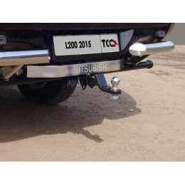 TCU00012 ТСС Фаркоп на Mitsubishi L200 2015-2019, 2019-2023 (только для а/м без заднего бампера) с накладкой с надписью Mitsubishi. Тип шара: E (шаровый узел под америка