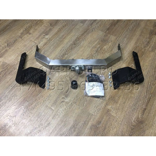 TCU00046 ТСС Фаркоп на Toyota Land Cruiser 200 Executive/Executive Lounge 2016-2021, Toyota Land Cruiser 200 TRD 2019-2021 с накладкой с надписью Toyota без подрезки бампера. Тип шара: F. Нагрузки: 1500/100 кг