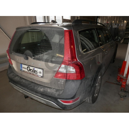 V084C GALIA Полностью оцинкованный фаркоп на Volvo XC70 2007-2016. Тип шара: C (горизонтальный съемный). Невидимый вырез бампера. Нагрузки: 2100/90 кг, масса фаркопа 19,57 кг