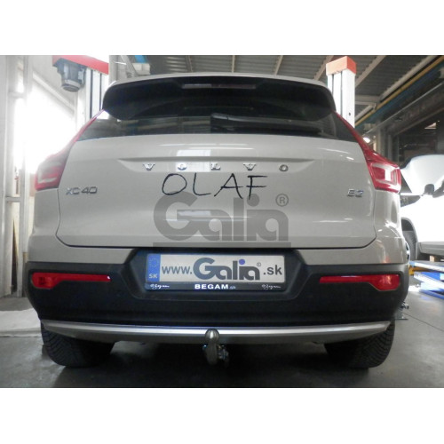 V094C GALIA Полностью оцинкованный фаркоп на Volvo XC40 2017-, Volvo C40 2021-. Подрозетник убирается за бампер. Тип шара: C (горизонтальный съемный). Невидимый вырез бампера. Нагрузки: 2200/140 кг, масса фаркопа 16,92 кг