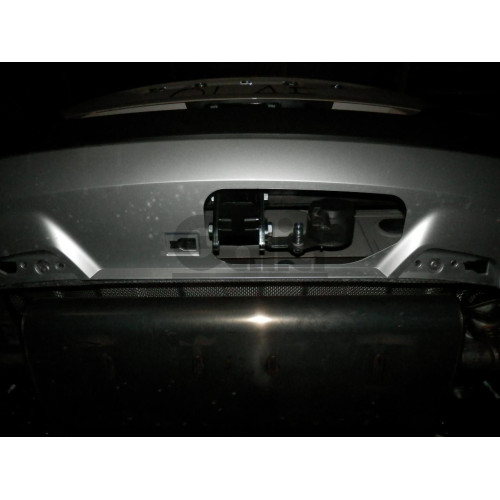 V094C GALIA Полностью оцинкованный фаркоп на Volvo XC40 2017-, Volvo C40 2021-. Подрозетник убирается за бампер. Тип шара: C (горизонтальный съемный). Невидимый вырез бампера. Нагрузки: 2200/140 кг, масса фаркопа 16,92 кг