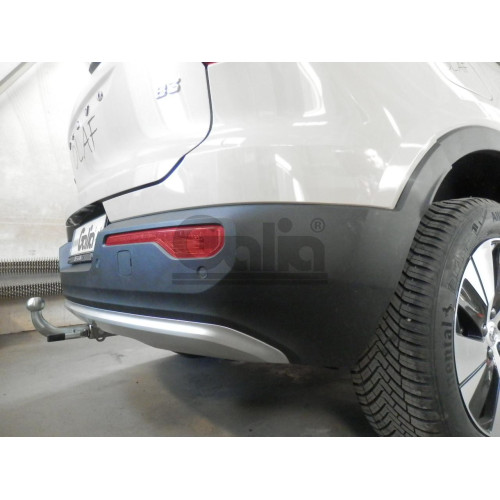 V094C GALIA Полностью оцинкованный фаркоп на Volvo XC40 2017-, Volvo C40 2021-. Подрозетник убирается за бампер. Тип шара: C (горизонтальный съемный). Невидимый вырез бампера. Нагрузки: 2200/140 кг, масса фаркопа 16,92 кг