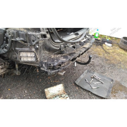 1428-A ORIS Фаркоп на Renault Fluence 2011-2015. Необходима подрезка бампера. Тип шара: A. Нагрузки: 1200/75 кг, масса фаркопа 18,3 кг (без электрики в комплекте)