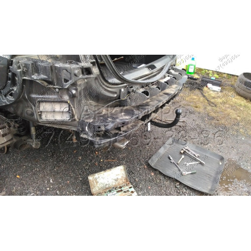 1428-A ORIS Фаркоп на Renault Fluence 2011-2015. Необходима подрезка бампера. Тип шара: A. Нагрузки: 1200/75 кг, масса фаркопа 18,3 кг (без электрики в комплекте)