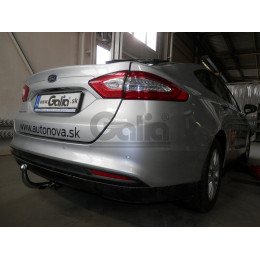 F130A GALIA Полностью оцинкованный фаркоп на Ford Mondeo седан/лифтбек/универсал 2014-2019. Подрозетник убирается за бампер. Тип шара: A. Невидимый вырез б