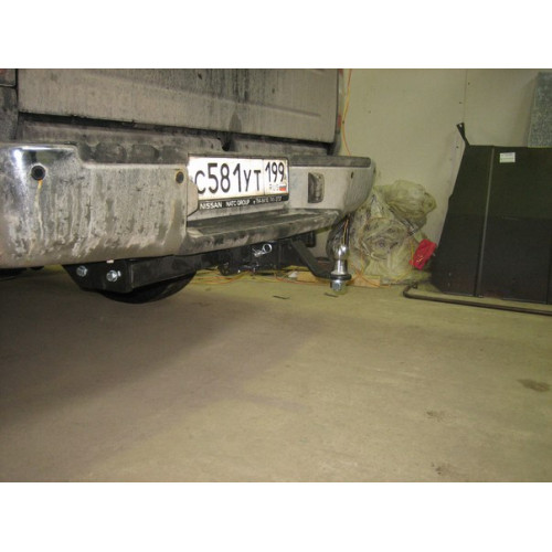 FA 0466-E Бизон Фаркоп на Nissan NP300 2007-2013 без подрезки бампера. Тип шара: E (легкосъемный шар под квадрат). Нагрузки: 3000/120 кг. Не комплектуется электрикой