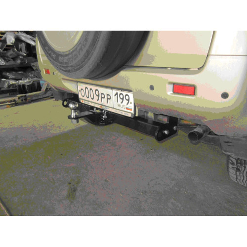 FA 0852-E Бизон Фаркоп на Suzuki Grand Vitara 3 двери 2005-2015 без подрезки бампера. Тип шара: E (легкосъемный шар под квадрат). Нагрузки: 2500/120 кг. Не комплектуется электрикой