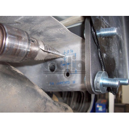 H069C GALIA Полностью оцинкованный фаркоп на Hyundai Santa Fe 2006-2012, Kia Sorento 2009-2012. Тип шара: C (горизонтальный съемный). Подрезка бампера. Нагрузки: 2500/100 кг