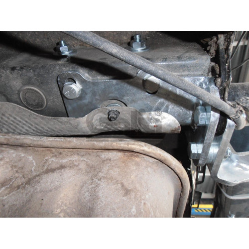 H069C GALIA Полностью оцинкованный фаркоп на Hyundai Santa Fe 2006-2012, Kia Sorento 2009-2012. Тип шара: C (горизонтальный съемный). Подрезка бампера. Нагрузки: 2500/100 кг, масса фаркопа 20,37 кг