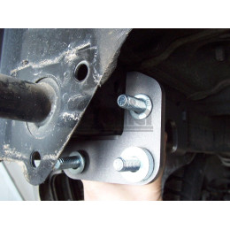 H069C GALIA Полностью оцинкованный фаркоп на Hyundai Santa Fe 2006-2012, Kia Sorento 2009-2012. Тип шара: C (горизонтальный съемный). Подрезка бампера. Нагрузки: 2500/100 кг