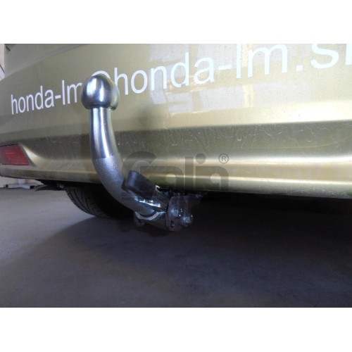 H090C GALIA Полностью оцинкованный фаркоп на Honda Civic хетчбек 5 дверей 2012-2017. Подрозетник убирается за бампер. Тип шара: C (горизонтальный съемный). Невидимый вырез бампера. Нагрузки: 1500/75 кг, масса фаркопа 15,57 кг