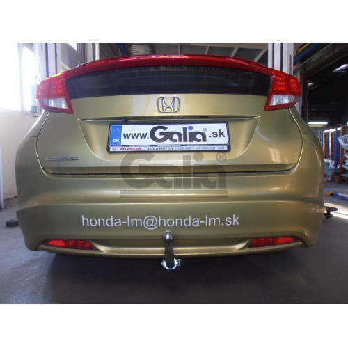 H090C GALIA Полностью оцинкованный фаркоп на Honda Civic хетчбек 5 дверей 2012-2017. Подрозетник убирается за бампер. Тип шара: C (горизонтальный съемный). Невидимый вырез бампера. Нагрузки: 1500/75 кг, масса фаркопа 15,57 кг
