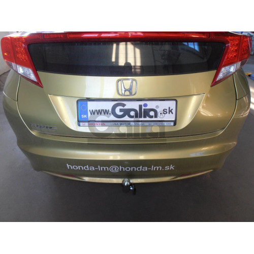 H090C GALIA Полностью оцинкованный фаркоп на Honda Civic хетчбек 5 дверей 2012-2017. Подрозетник убирается за бампер. Тип шара: C (горизонтальный съемный). Невидимый вырез бампера. Нагрузки: 1500/75 кг, масса фаркопа 15,57 кг