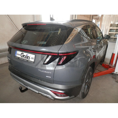 H120C GALIA Полностью оцинкованный фаркоп на Hyundai Tucson 2021-2024, 2024-, Kia Sportage 2022-2025, 2025-. Подрозетник убирается за бампер. Тип шара: C (горизонтальный съемный). Установка без выреза бампера. Нагрузки: 2000/120 кг, масса фаркопа 17,85 кг