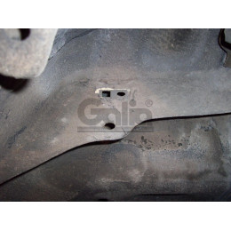 R016C GALIA Полностью оцинкованный фаркоп на Renault Scenic I 1996-2003. Тип шара: C (горизонтальный съемный). Установка без снятия и выреза бампера. Нагрузки