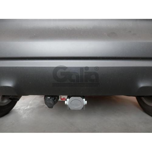 R091C GALIA Полностью оцинкованный фаркоп на Renault Captur 2013-2020 (Европейская версия). Тип шара: C (горизонтальный съемный). Установка без снятия и выреза бампера. Нагрузки: 1150/75 кг, масса фаркопа 12,47 кг