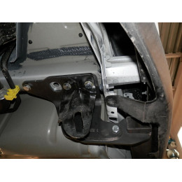 T063C GALIA Полностью оцинкованный фаркоп на Toyota Verso 2009-2013, 2013-2018. Тип шара: C (горизонтальный съемный). Установка без снятия и выреза бампера. Нагр