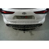 TCU00172 ТСС Фаркоп с нерж. накладкой на Toyota Highlander 2020- без подрезки бампера. Тип шара: E (шаровый узел под американский квадрат). Нагрузки: 1500/100 кг