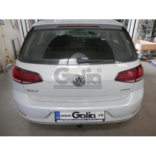 V087C GALIA Полностью оцинкованный фаркоп на Volkswagen Golf хетчбек 3/5 дверей 2018-. Тип шара: C (горизонтальный съемный). Установка без выреза бампера. Нагрузки: 2000/80 кг, масса фаркопа 14,27 кг